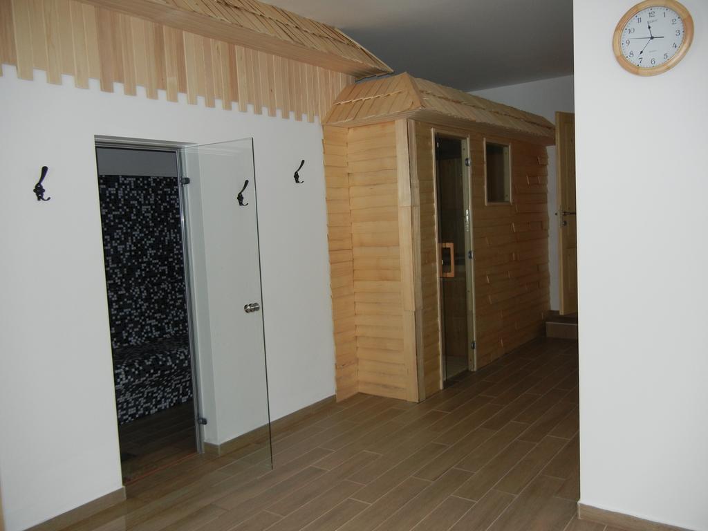Guesthouse Macesen Spodnja Sorica Εξωτερικό φωτογραφία