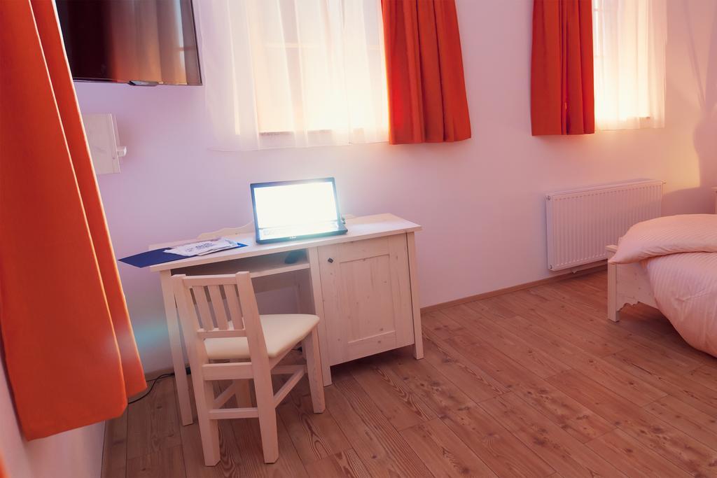 Guesthouse Macesen Spodnja Sorica Δωμάτιο φωτογραφία
